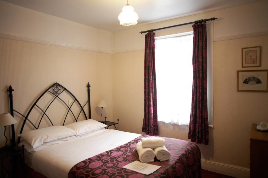 Hamilton Court Hotel 切斯特 外观 照片