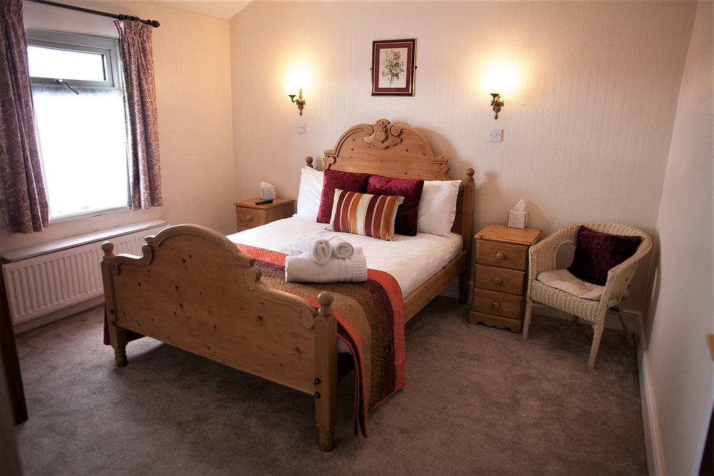 Hamilton Court Hotel 切斯特 外观 照片