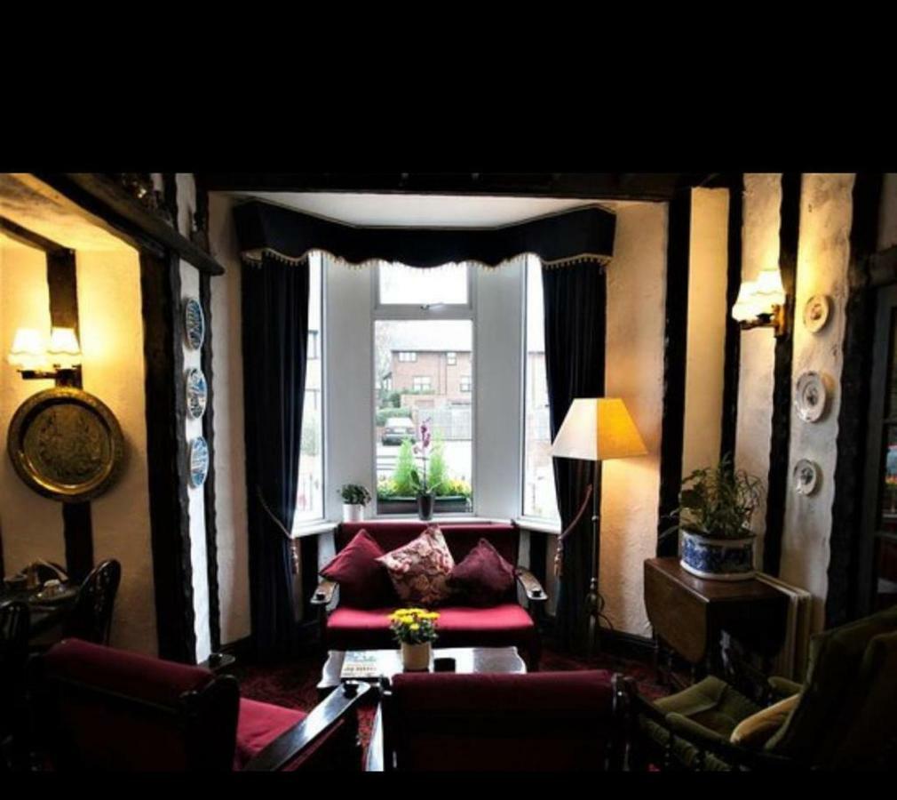 Hamilton Court Hotel 切斯特 外观 照片